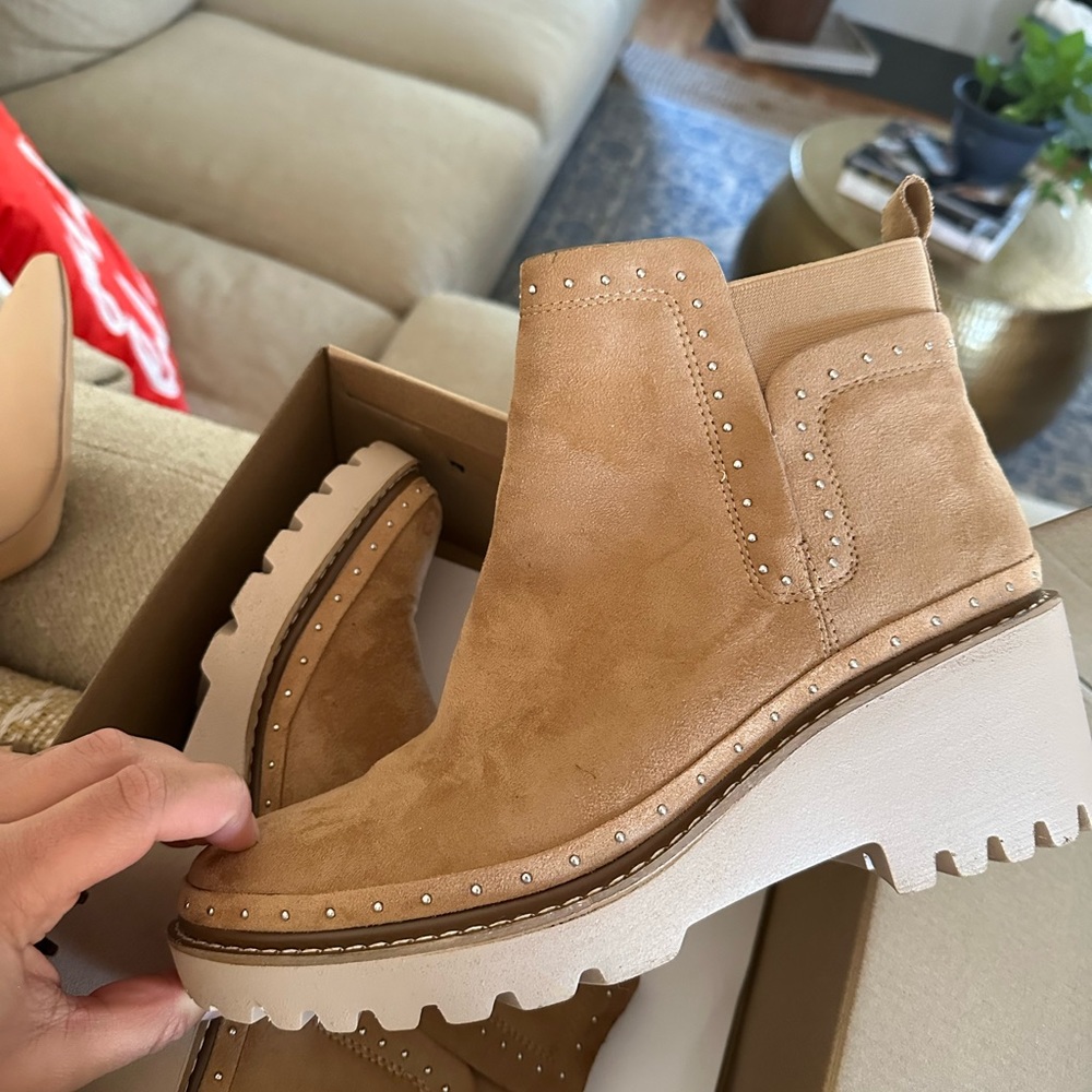 Brown chunky heel ankle boots, size 9.5
